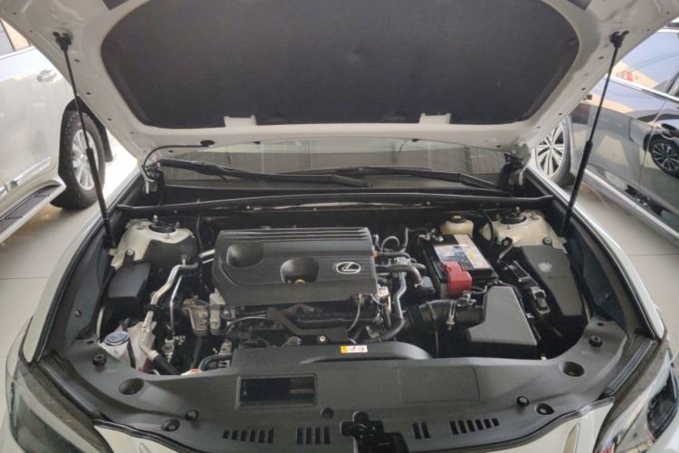 Used Lexus ES 2025 200 Premium Edition Engine Bay