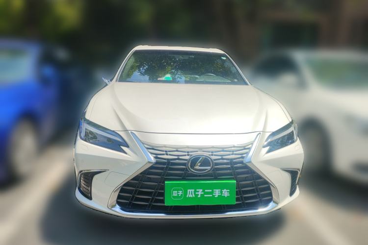 Used Lexus ES 2025 200 Premium Edition Front