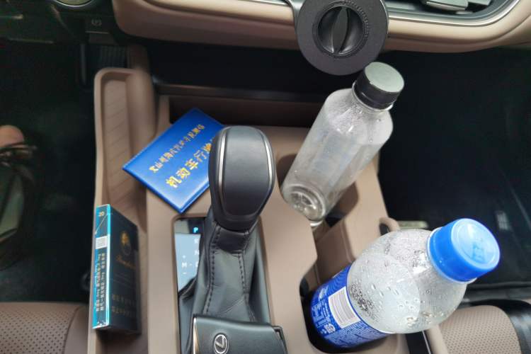 Used Lexus ES 2025 200 Premium Edition Gear Lever