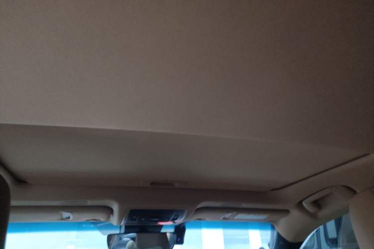 Used Lexus ES 2025 200 Premium Edition Headliner