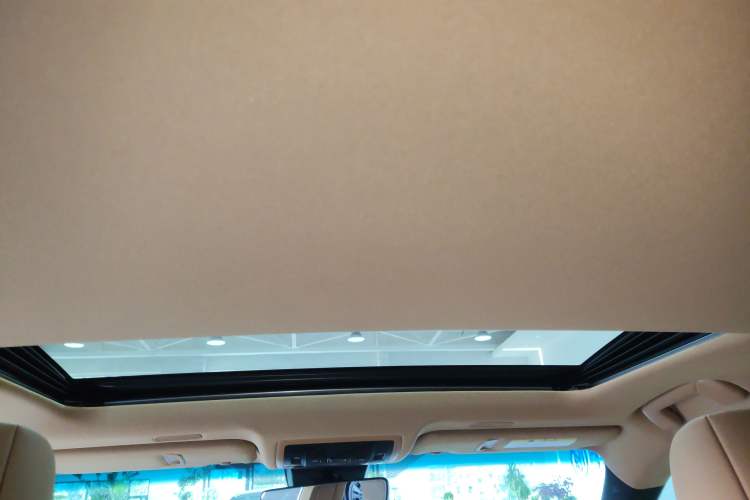 Used Lexus ES 2025 200 Premium Edition Headliner