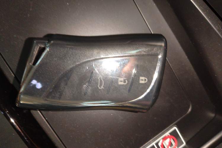 Used Lexus ES 2025 200 Premium Edition Interior 1