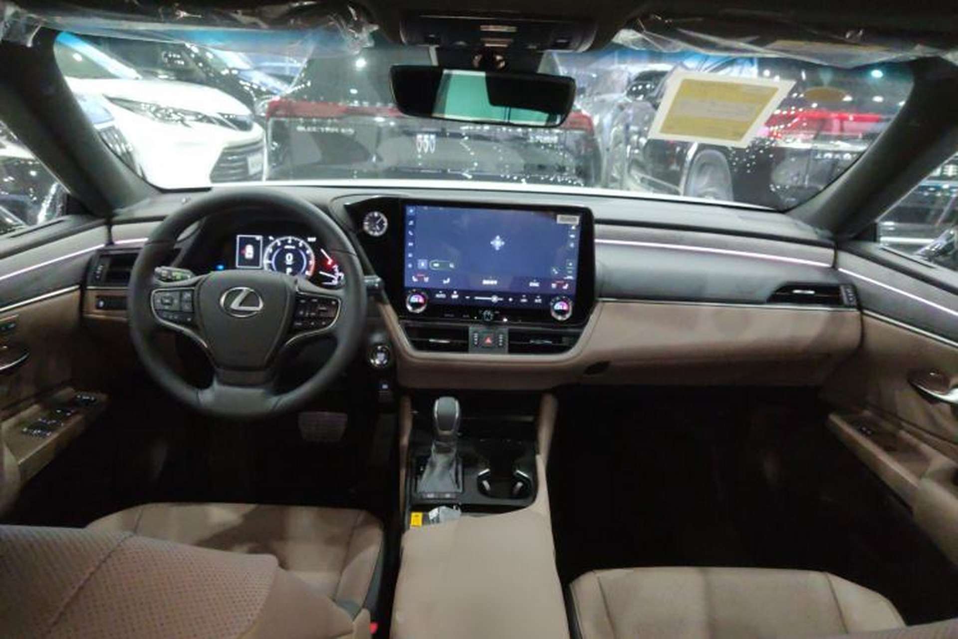 Used Lexus ES 2025 200 Premium Edition Interior 2