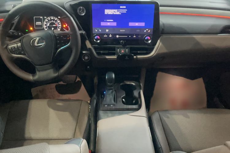 Used Lexus ES 2025 200 Premium Edition Interior 2