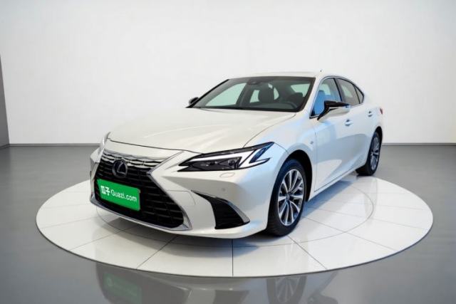 Used Lexus ES 2025 200 Premium Edition