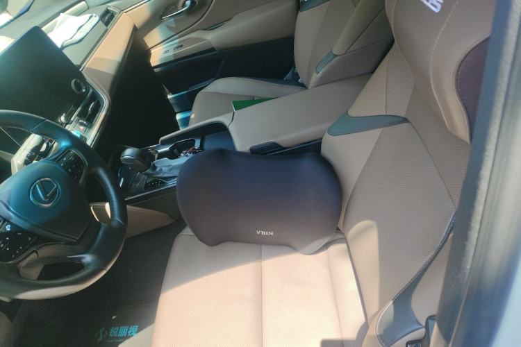 Used Lexus ES 2025 200 Premium Edition Left Front Seat