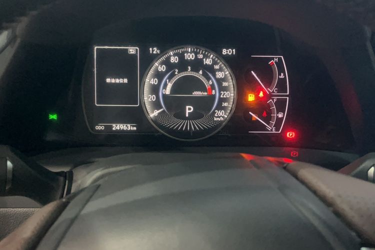 Used Lexus ES 2025 200 Premium Edition Odometer Close Up