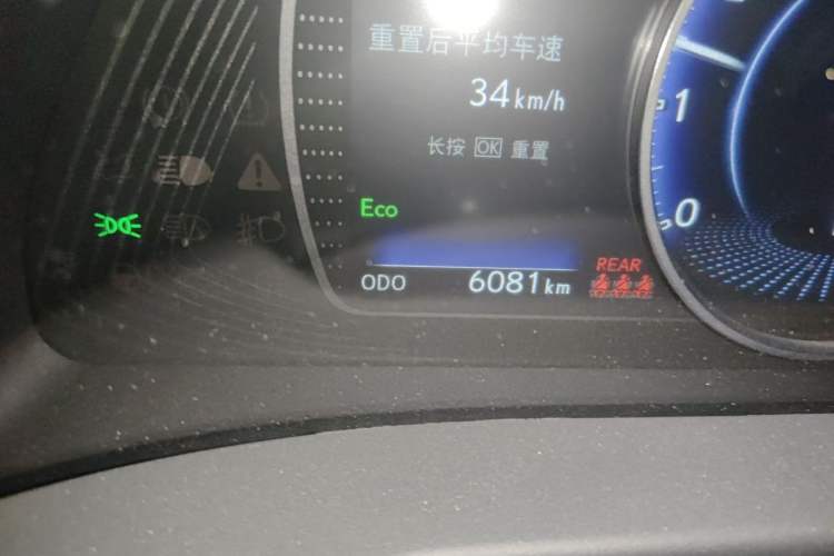 Used Lexus ES 2025 200 Premium Edition Odometer Close Up