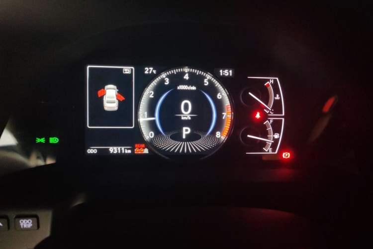 Used Lexus ES 2025 200 Premium Edition Odometer Close Up