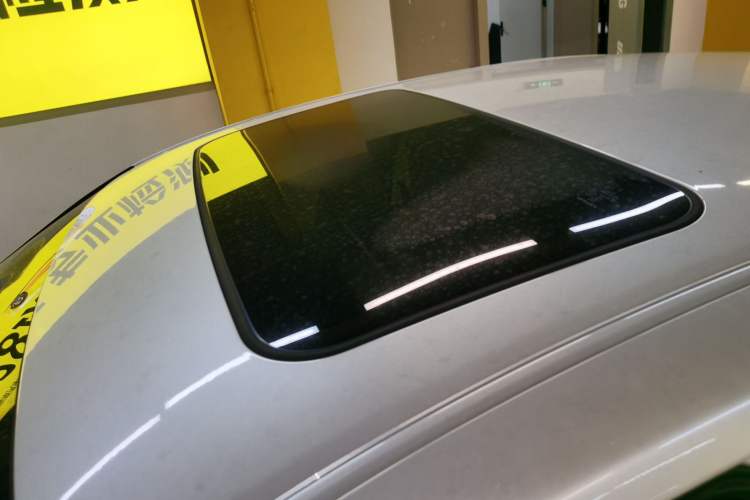 Used Lexus ES 2025 200 Premium Edition Roof