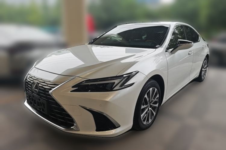 Lexus ES 2025 200 Premium Edition
