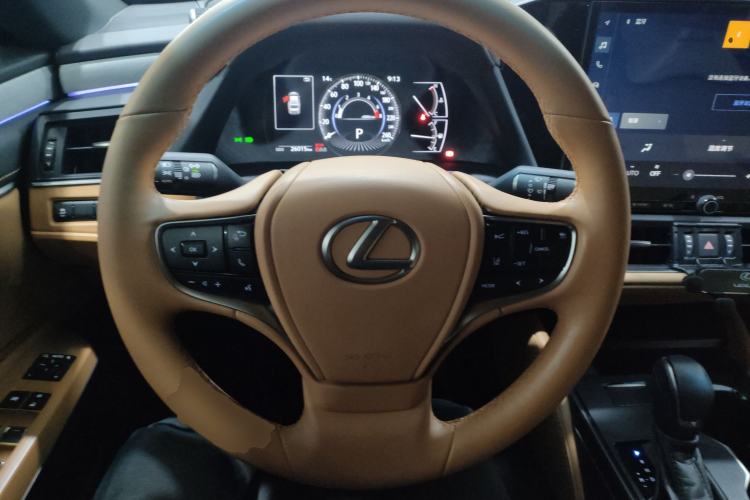 Used Lexus ES 2025 200 Premium Edition Steering Wheel