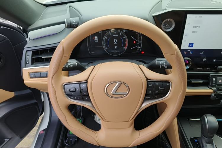 Used Lexus ES 2025 200 Premium Edition Steering Wheel