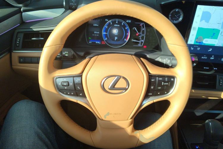 Used Lexus ES 2025 200 Premium Edition Steering Wheel