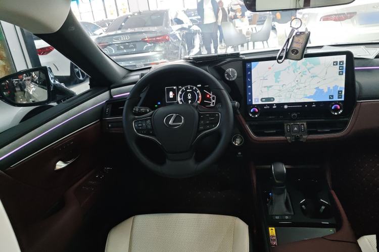 Used Lexus ES 2025 200 Premium Edition Steering Wheel