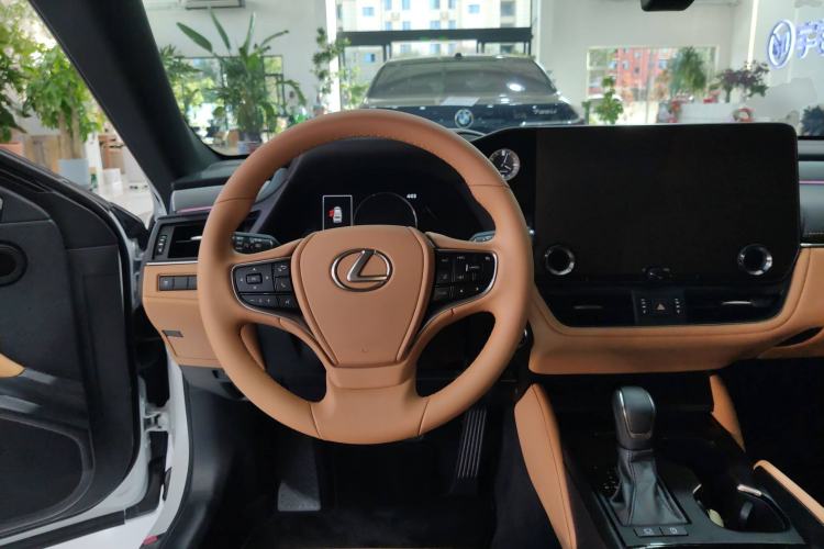 Used Lexus ES 2025 200 Premium Edition Steering Wheel