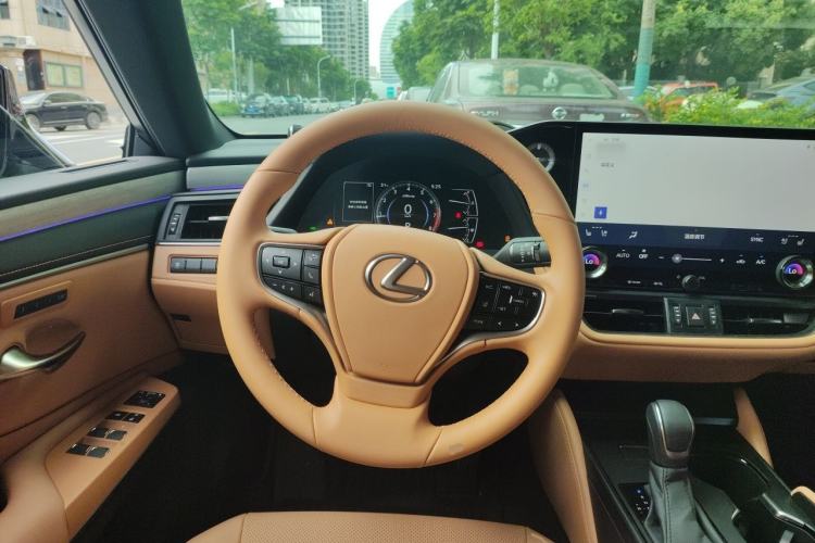 Used Lexus ES 2025 200 Premium Edition Steering Wheel
