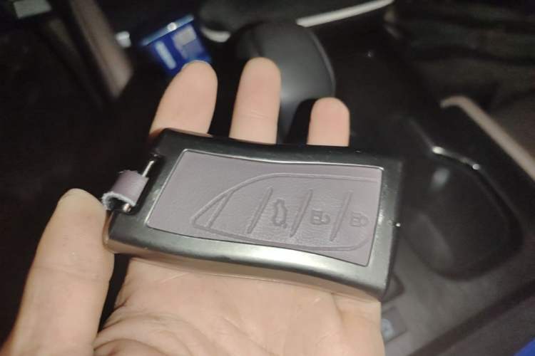 Used Lexus ES 2025 200 Premium Edition Vehicle Key