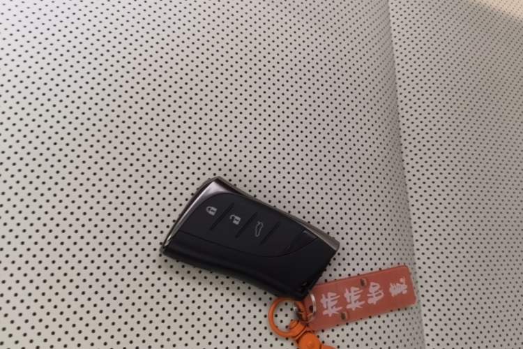 Used Lexus ES 2025 200 Premium Edition Vehicle Key