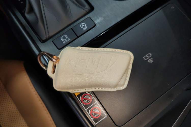 Used Lexus ES 2025 200 Premium Edition Vehicle Key