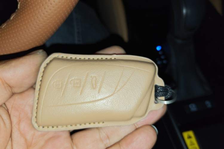 Used Lexus ES 2025 200 Premium Edition Vehicle Key