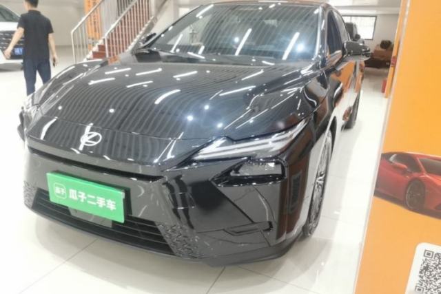 Used Lexus ES 2026 Model 300h Base Version