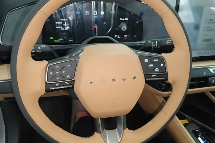 Used Lexus ES 2026 Model 300h Base Version Steering Wheel