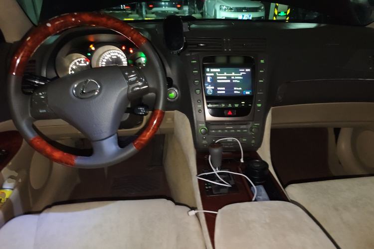 Used Lexus GS 2005 300 Center Console