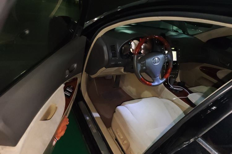 Used Lexus GS 2005 300 Driver Seat