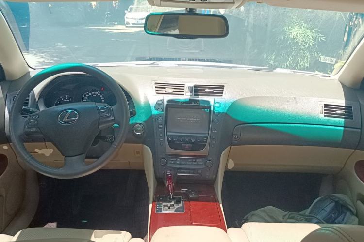 Used Lexus GS 2005 300 Center Console