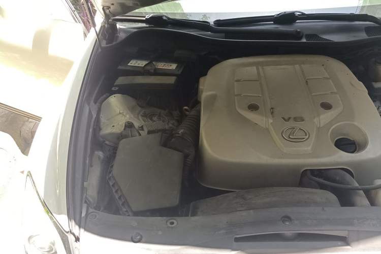 Used Lexus GS 2005 300 Engine Bay Right