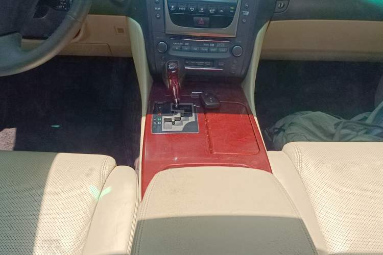 Used Lexus GS 2005 300 Gear Lever