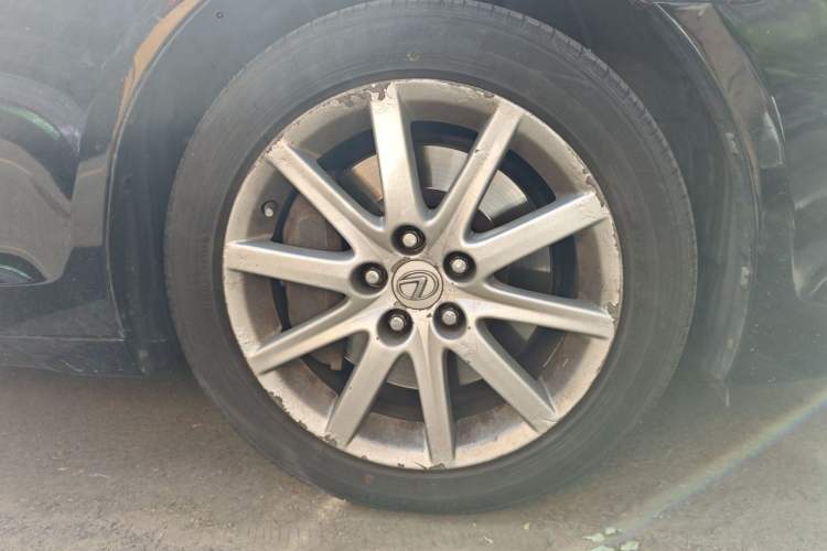 Used Lexus GS 2008 300 Right Front Wheel Hub
