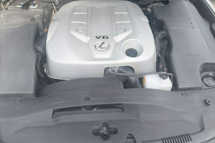 Used Lexus GS 2010 300 Engine Bay