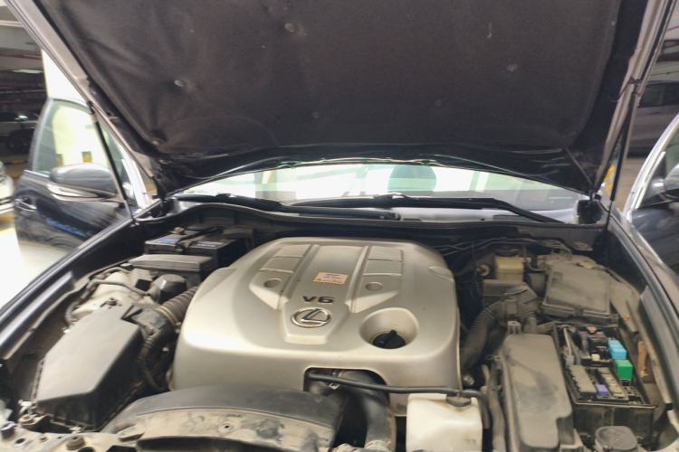 Used Lexus GS 2010 300 Engine Bay