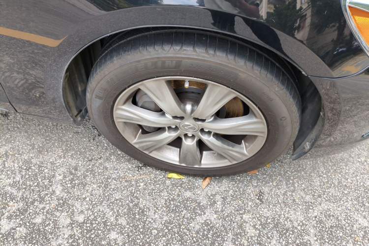 Used Lexus GS 2010 300 Right Front Wheel Hub