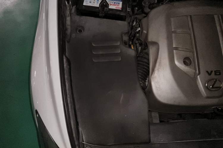 Used Lexus GS 2011 300 Brilliant Edition Engine Bay Right