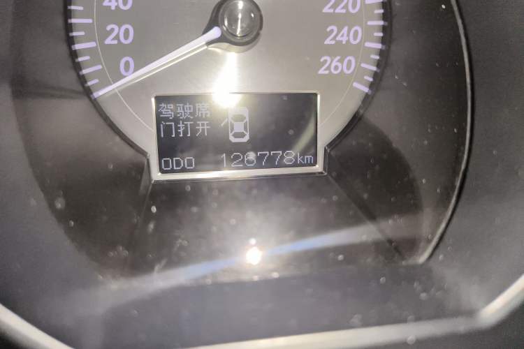 Used Lexus GS 2011 300 Brilliant Edition Odometer Close Up