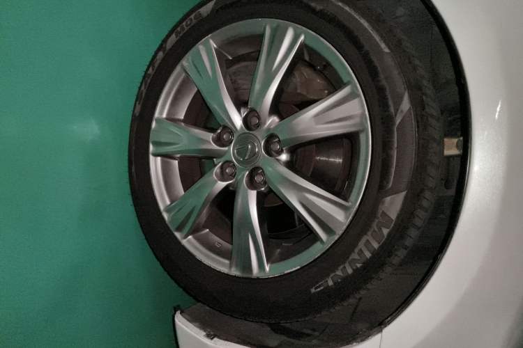 Used Lexus GS 2011 300 Brilliant Edition Right Front Wheel Hub