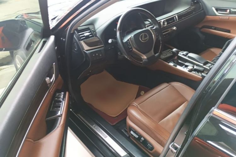 Used Lexus GS 2012 350 Luxury All-Wheel-Drive Version Driver Seat