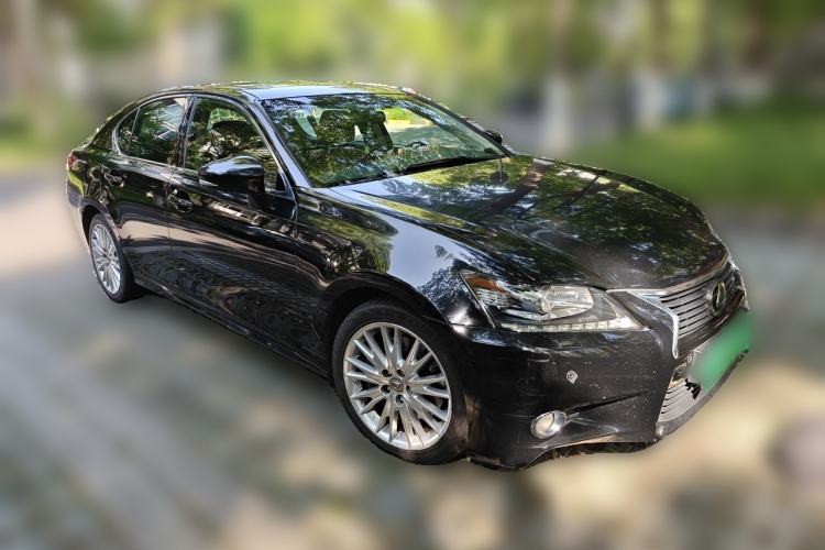 Used Lexus GS 2012 350 Luxury All-Wheel-Drive Version Front Right 45 Deg