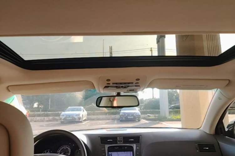Used Lexus GS  Headliner