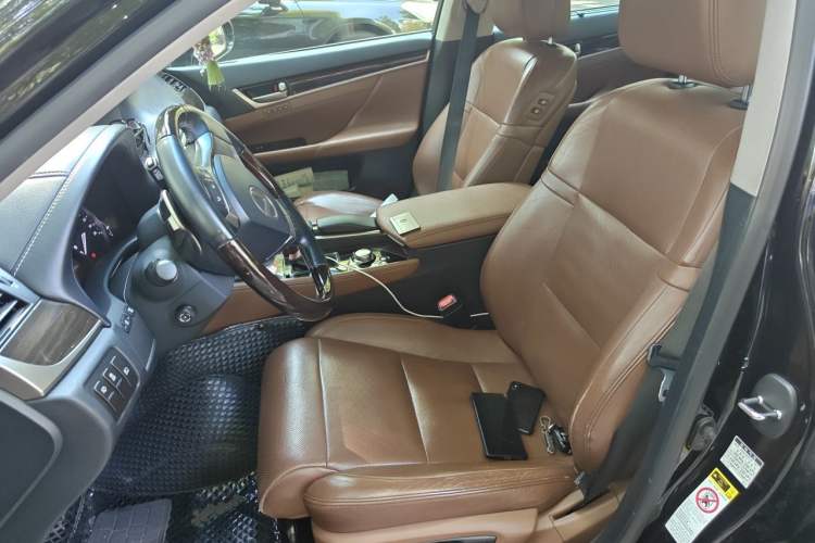 Used Lexus GS 2012 350 Luxury All-Wheel-Drive Version Left Front Seat