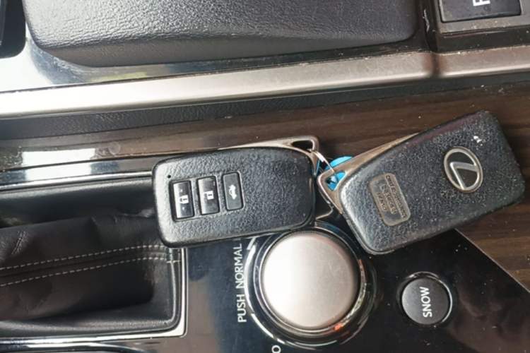 Used Lexus GS 2012 350 Luxury All-Wheel-Drive Version Vehicle Key