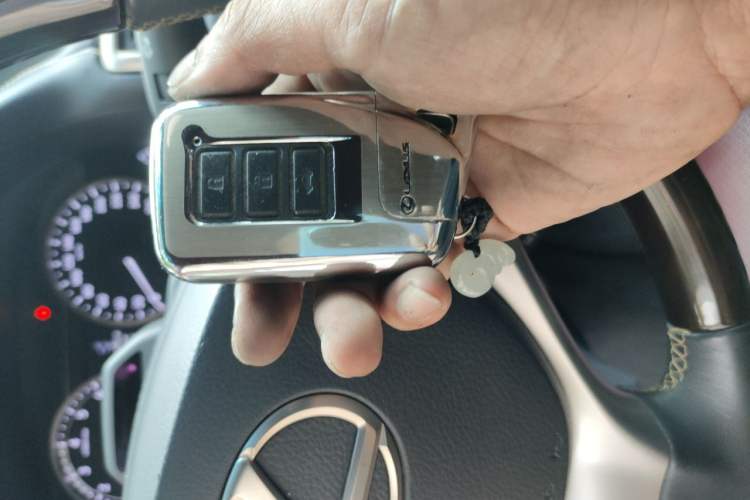 Used Lexus GS 2012 350 Luxury All-Wheel-Drive Version Vehicle Key