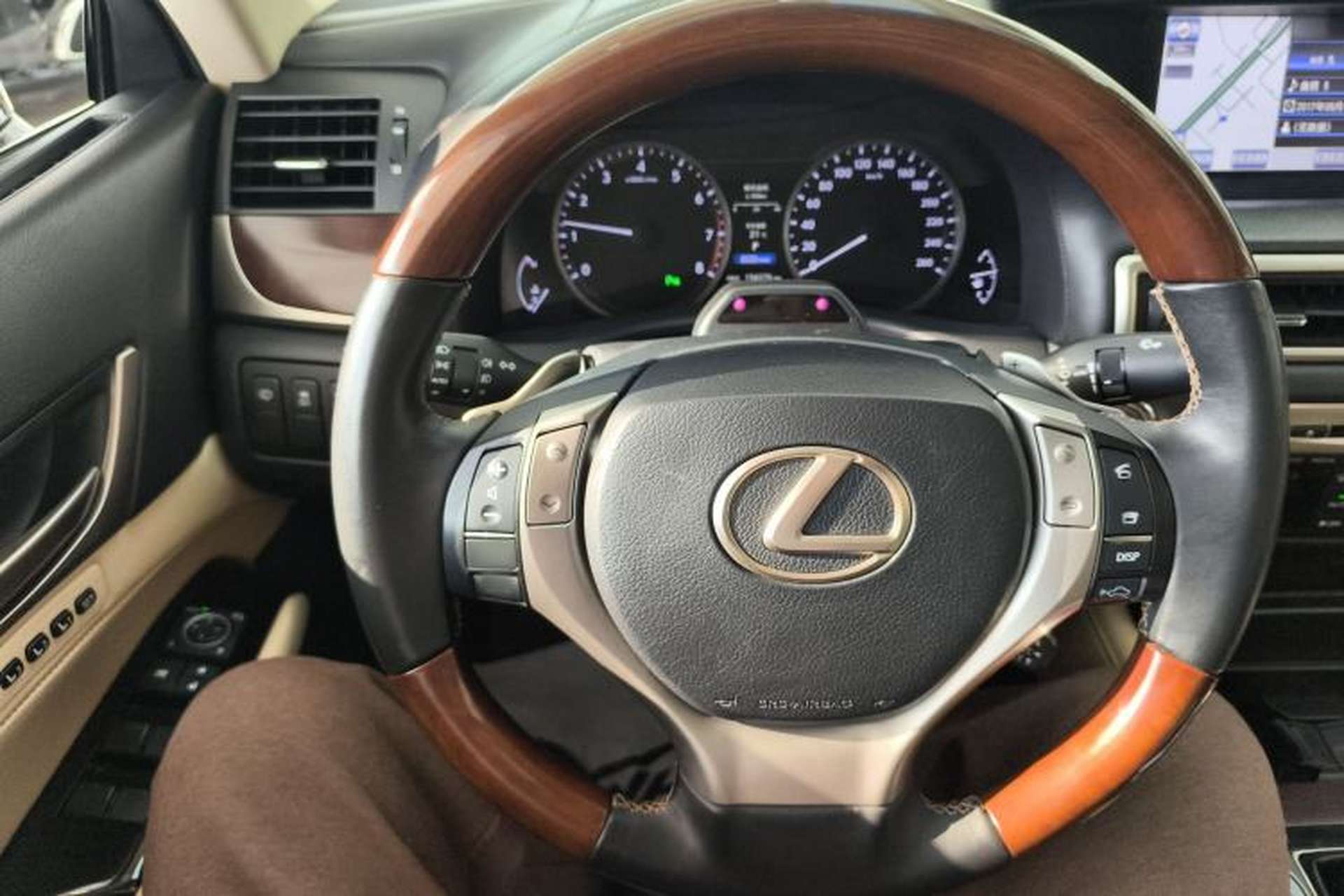 Used Lexus GS 2012 350 Luxury All-Wheel-Drive Version Steering Wheel