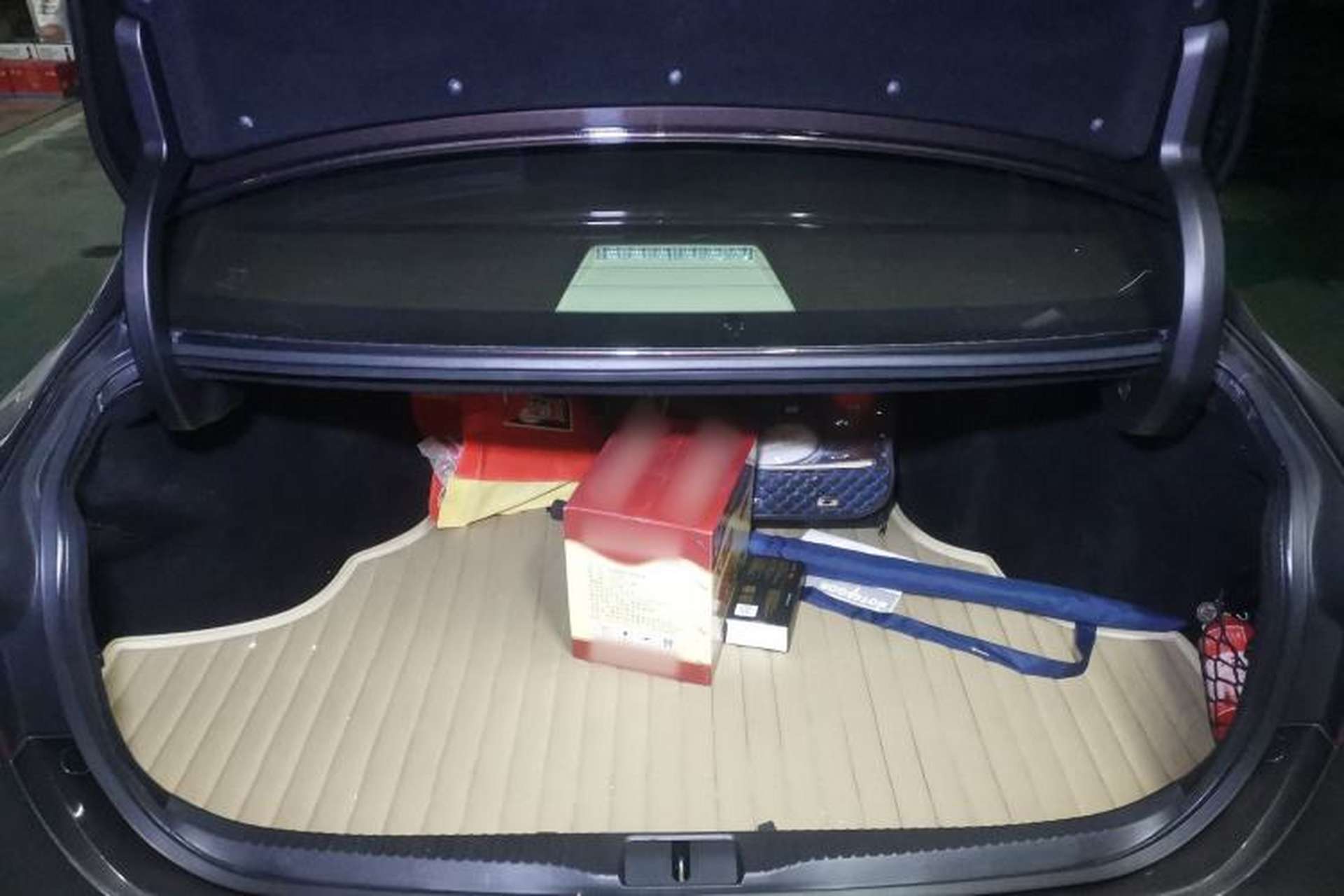 Used Lexus GS 2012 350 Luxury All-Wheel-Drive Version Trunk