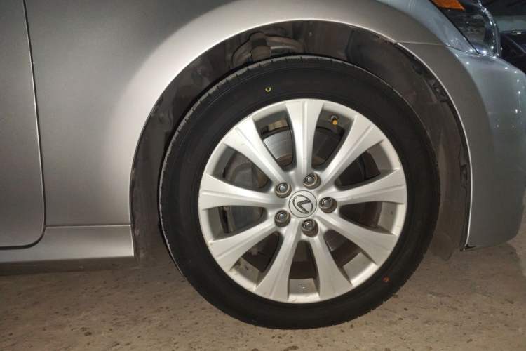 Used Lexus GS 2012 250 Leading Edition Right Front Wheel Hub