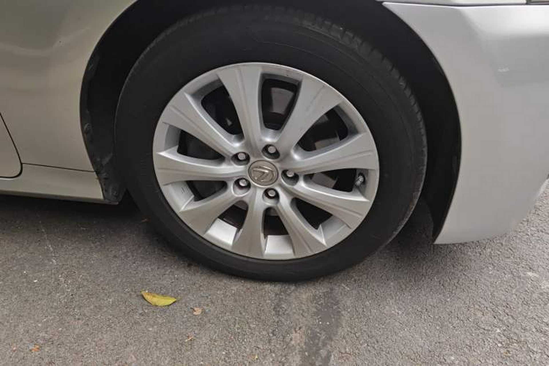 Used Lexus GS 2012 250 Leading Edition Right Front Wheel Hub