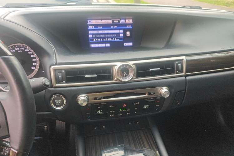 Used Lexus GS 2012 250 Luxury Edition Audio And AC Panel